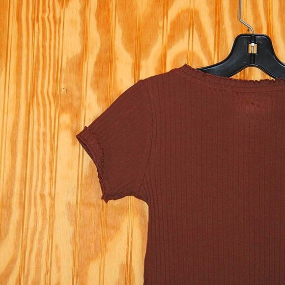 NWT PacSun Ribbed Button Front Crop Top – Size S – Brown – Cotton Blend - Picture 8 of 10